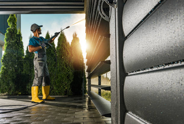 Best Commercial Pressure Washing  in Thornton, CO